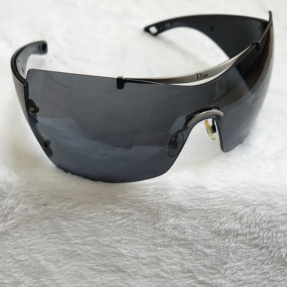 Vintage Dior Western Mask Sunglasses  - Greytone - Picture 7 of 11
